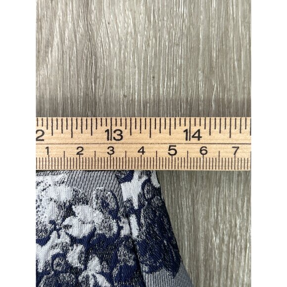 LOFT Skirt 00P Petite Gray Floral Print Jacquard Pencil Career Work Office - Picture 4 of 7